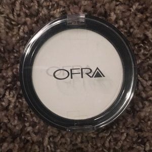 OFRA Oil Control Pressed Powder